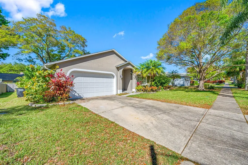 1632 Windsor Place Clearwater FL 33755