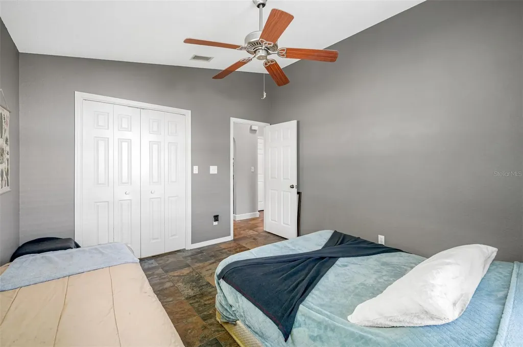 1632 Windsor Place Clearwater FL 33755