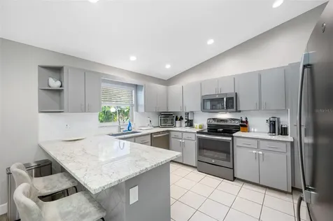 1632 Windsor Place Clearwater FL 33755