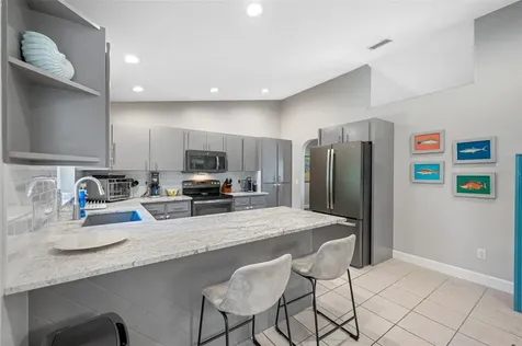 1632 Windsor Place Clearwater FL 33755
