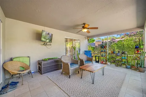 1632 Windsor Place Clearwater FL 33755