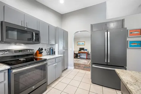 1632 Windsor Place Clearwater FL 33755