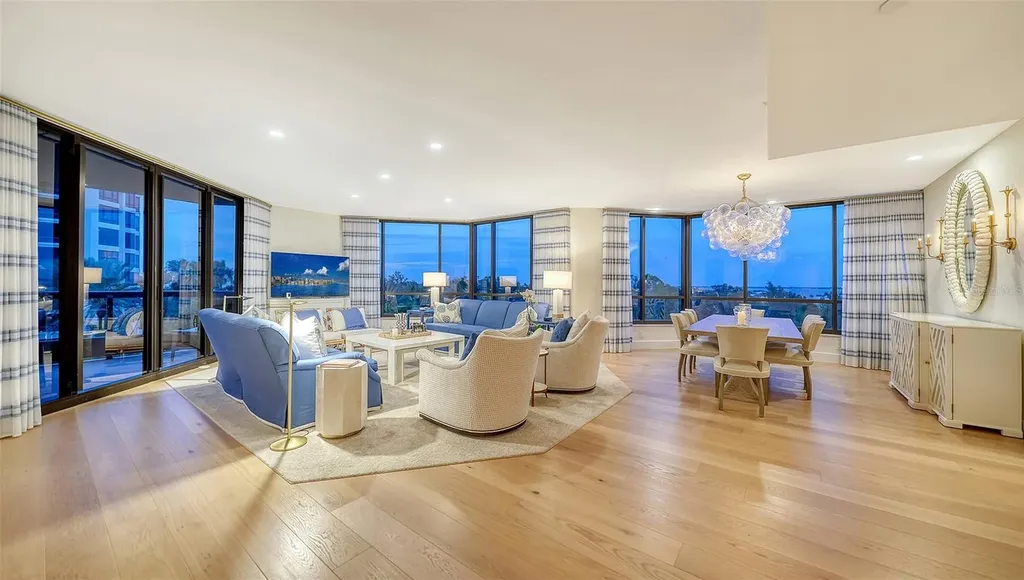 1241 Gulf Of Mexico Drive Longboat Key FL 34228