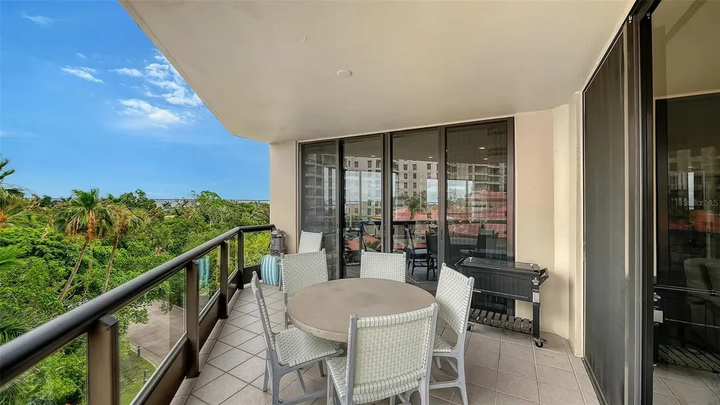 1241 Gulf Of Mexico Drive Longboat Key FL 34228