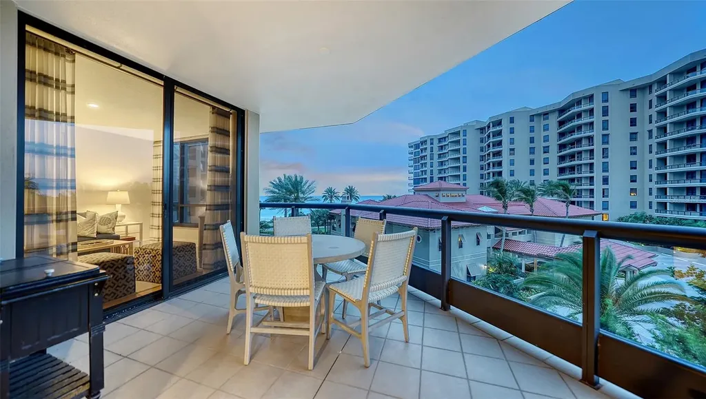 1241 Gulf Of Mexico Drive Longboat Key FL 34228