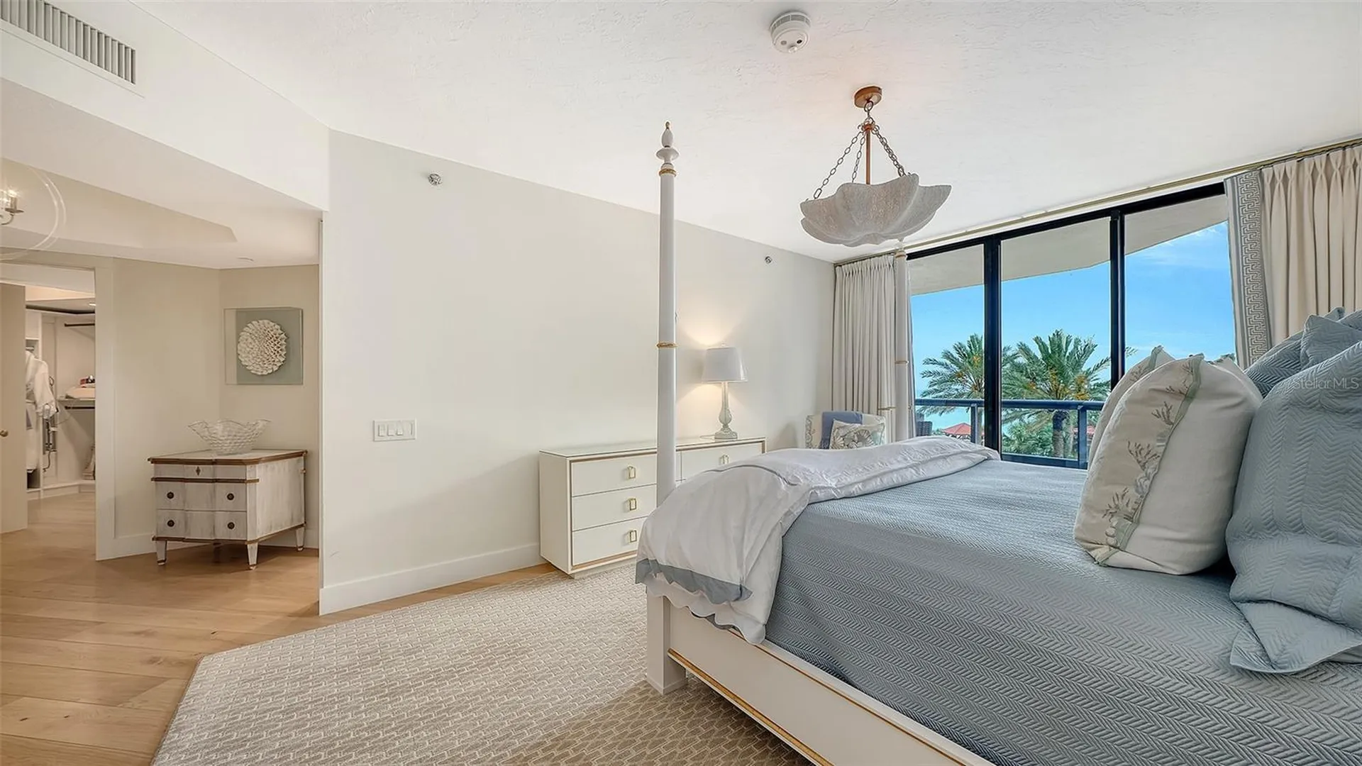 1241 Gulf Of Mexico Drive Longboat Key FL 34228