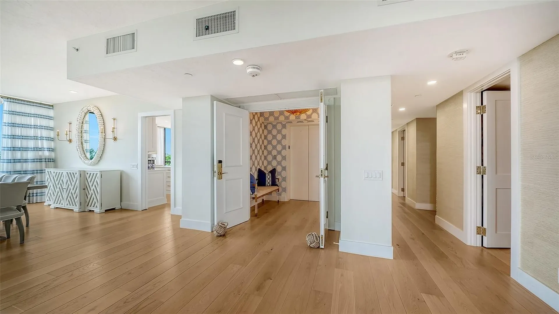 1241 Gulf Of Mexico Drive Longboat Key FL 34228