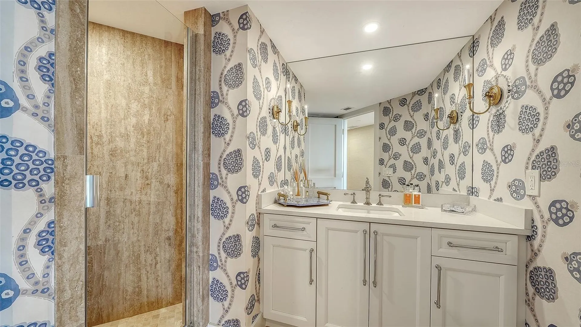 1241 Gulf Of Mexico Drive Longboat Key FL 34228
