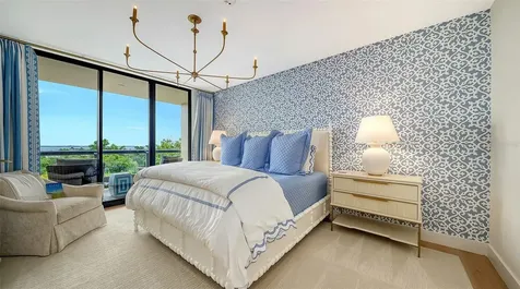 1241 Gulf Of Mexico Drive Longboat Key FL 34228