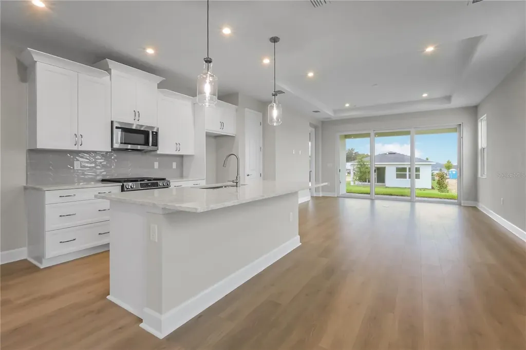 570 Hammock Oaks Boulevard Lady Lake FL 32159