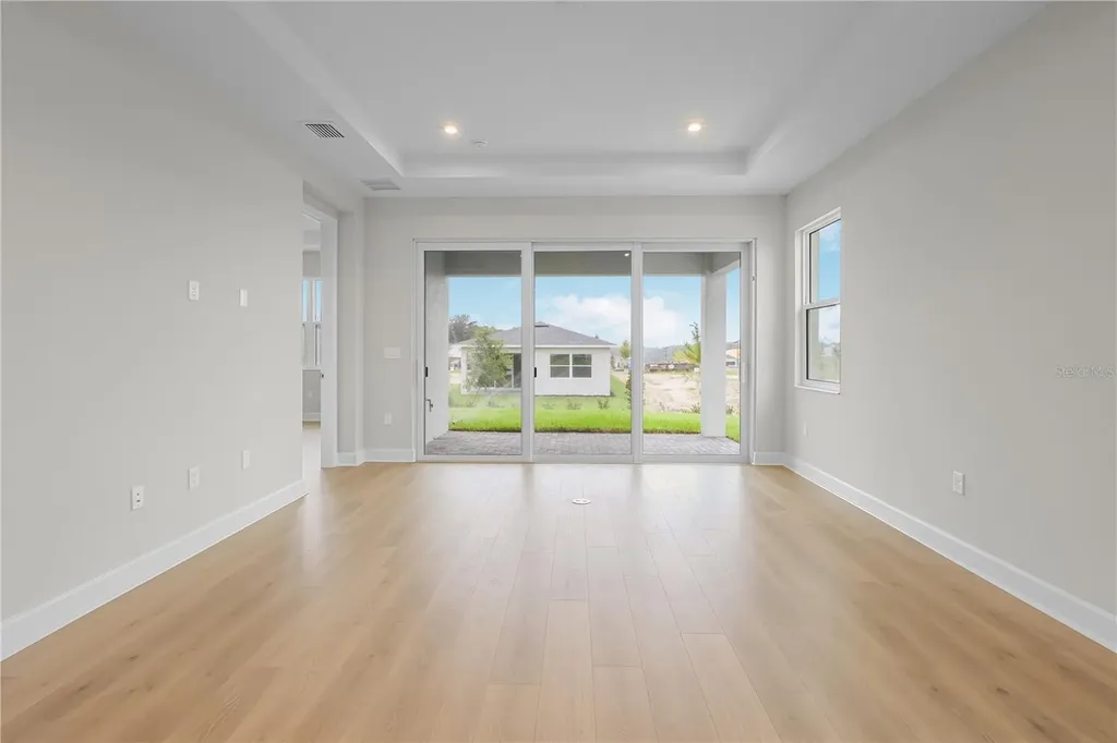 570 Hammock Oaks Boulevard Lady Lake FL 32159