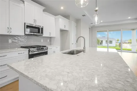 570 Hammock Oaks Boulevard Lady Lake FL 32159