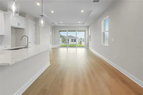 570 Hammock Oaks Boulevard Lady Lake FL 32159