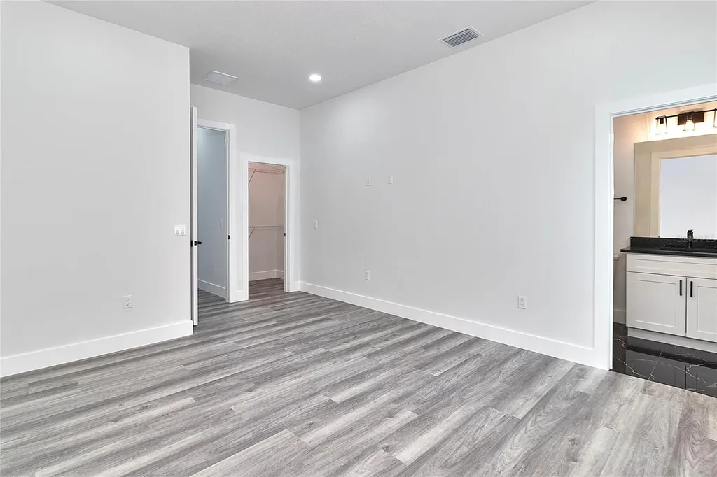 6251 148 Avenue N Clearwater FL 33760