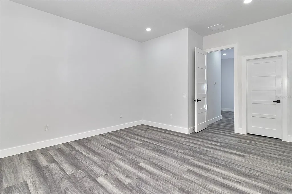 6251 148 Avenue N Clearwater FL 33760