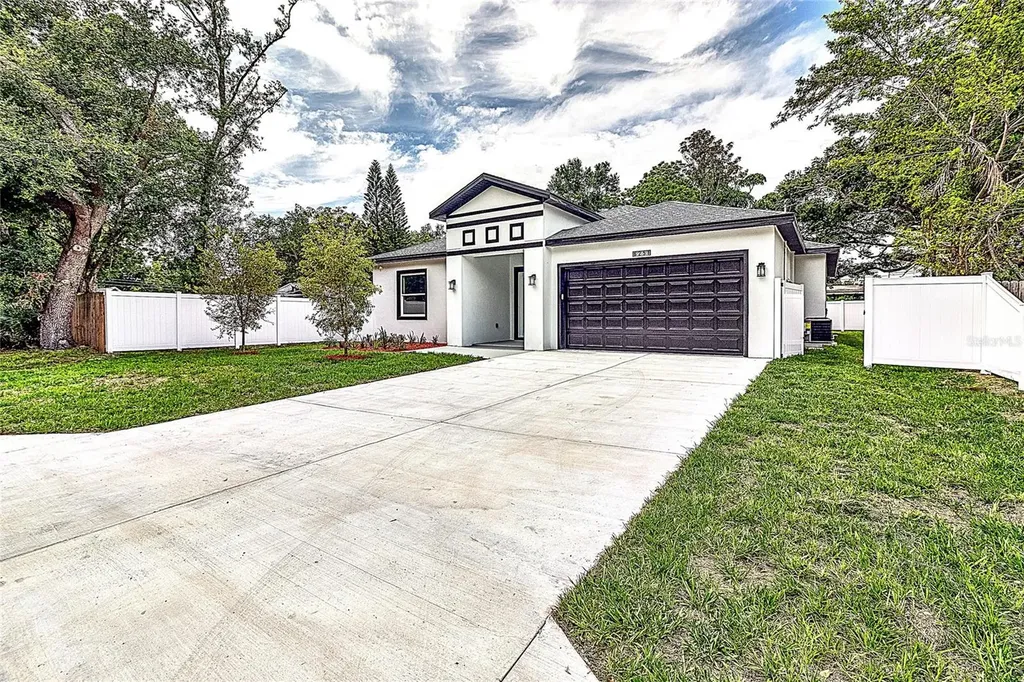 6251 148 Avenue N Clearwater FL 33760