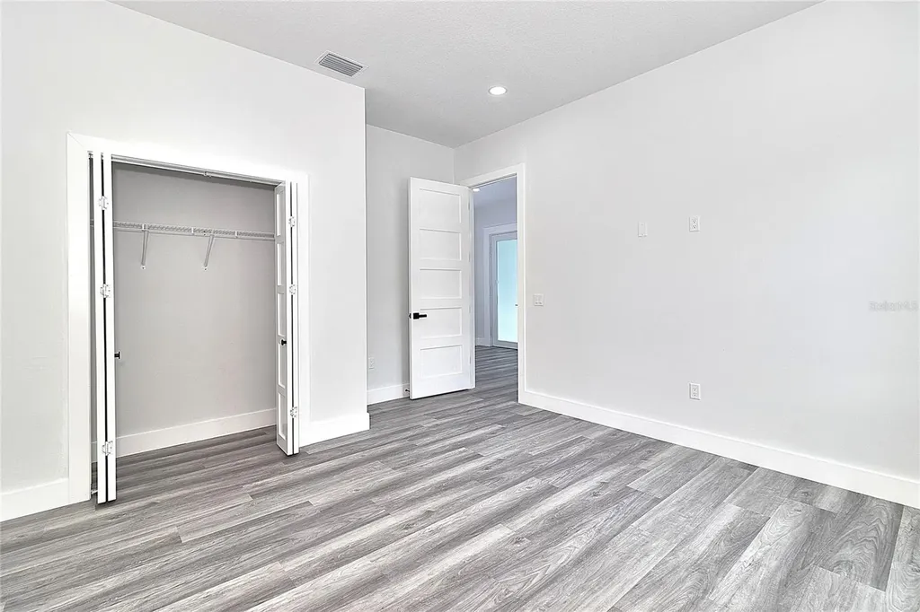 6251 148 Avenue N Clearwater FL 33760