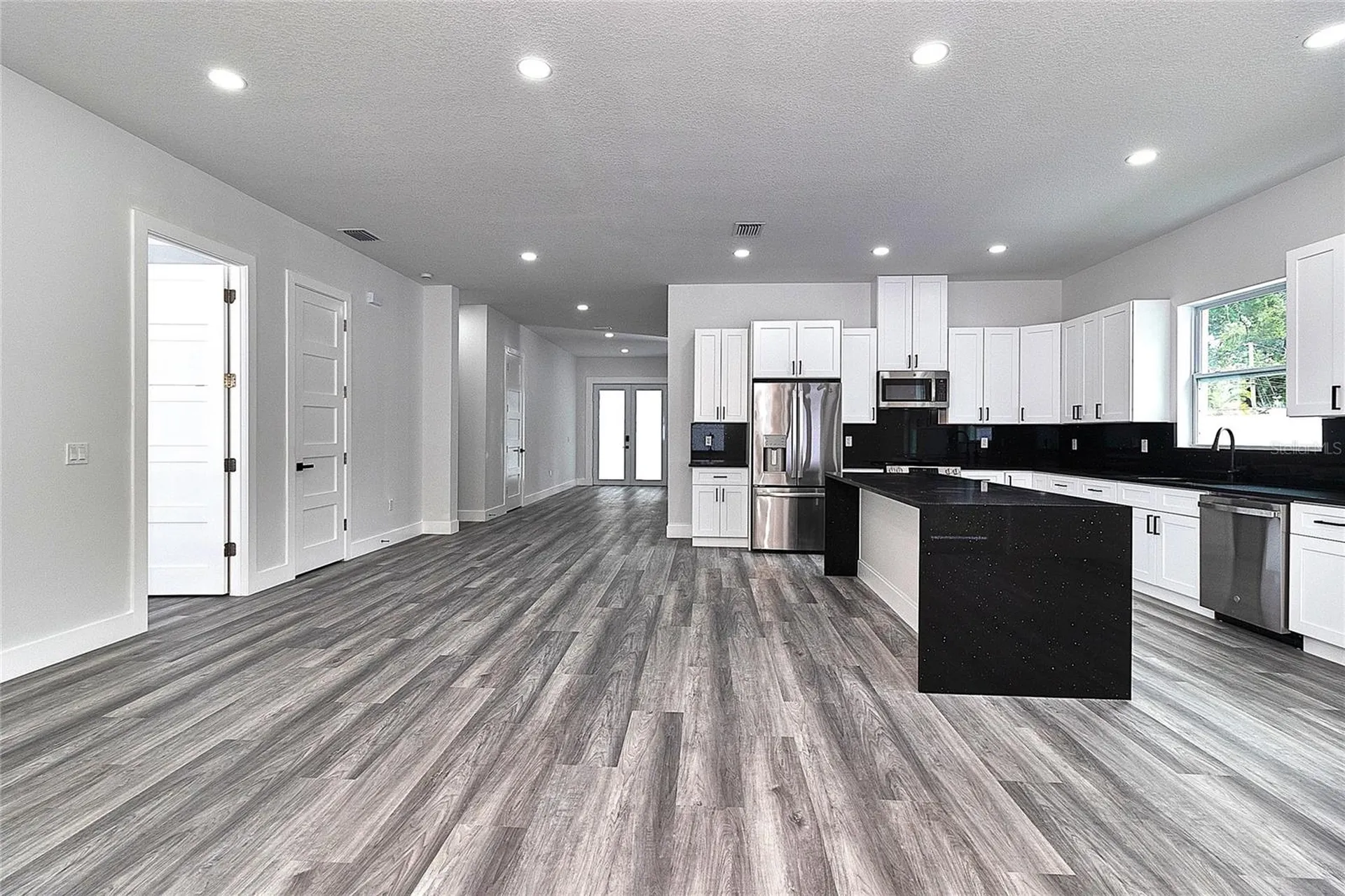 6251 148 Avenue N Clearwater FL 33760