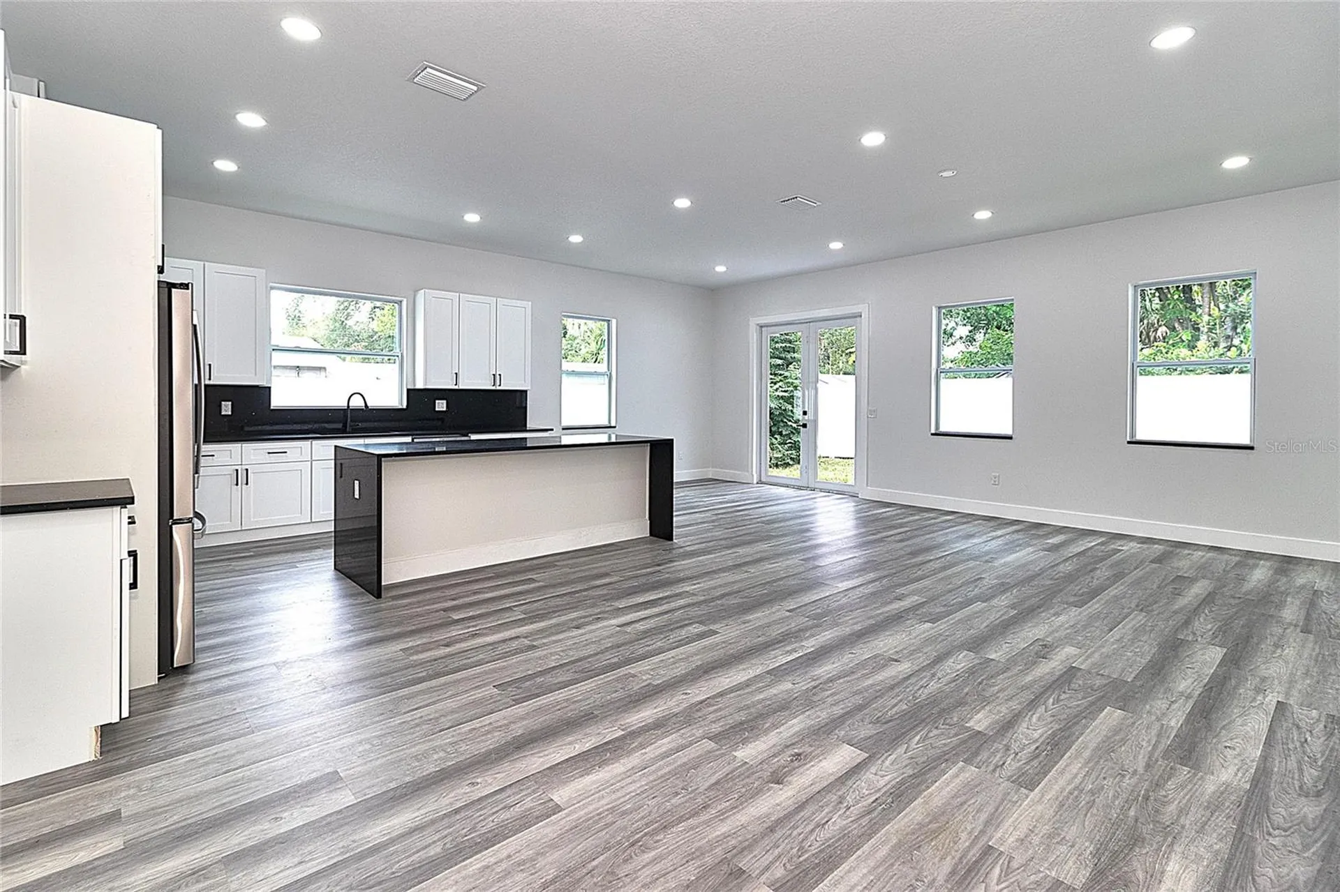 6251 148 Avenue N Clearwater FL 33760