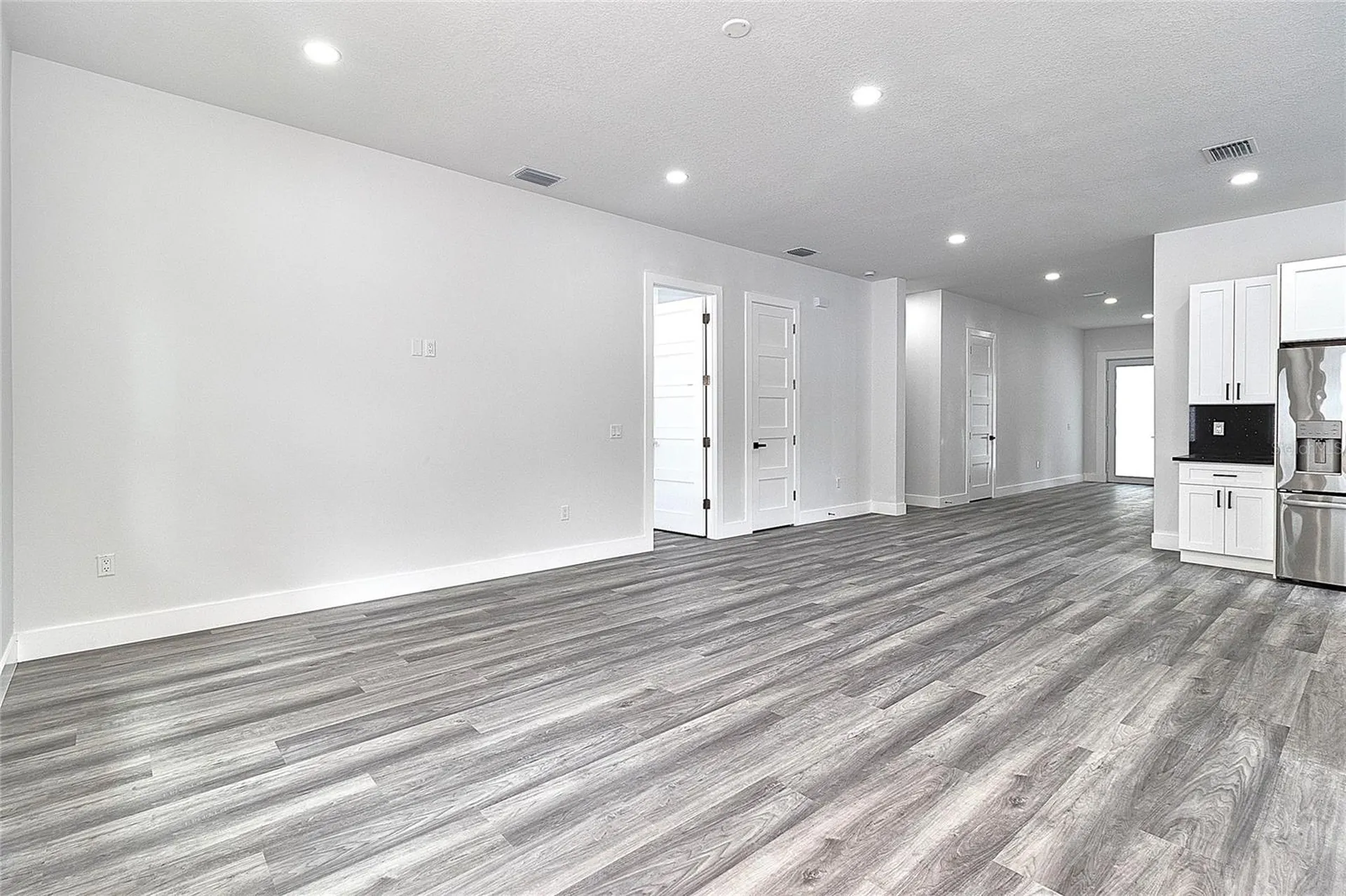 6251 148 Avenue N Clearwater FL 33760