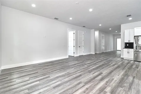 6251 148 Avenue N Clearwater FL 33760