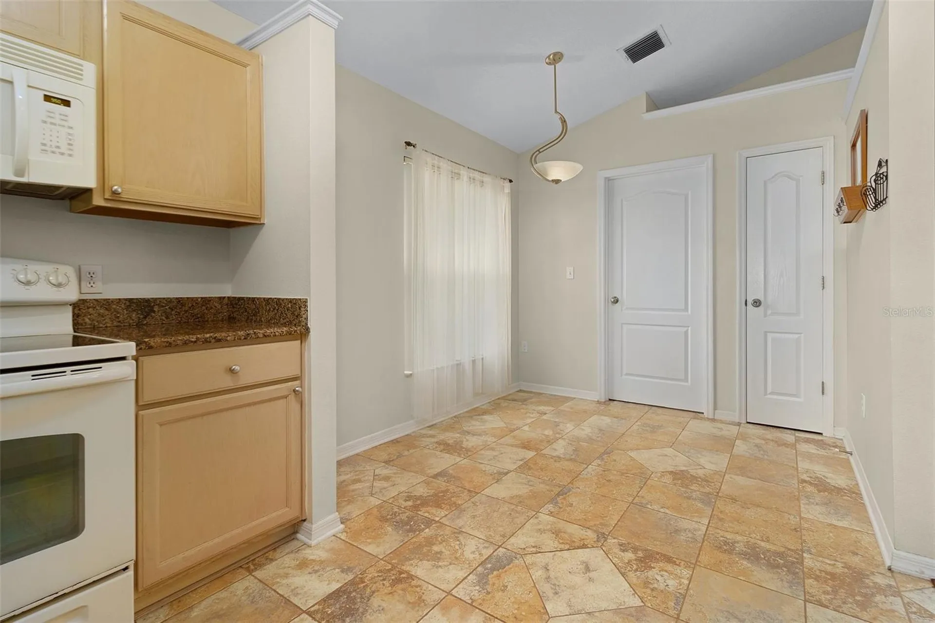 2936 Twin Oaks Drive Kissimmee FL 34744