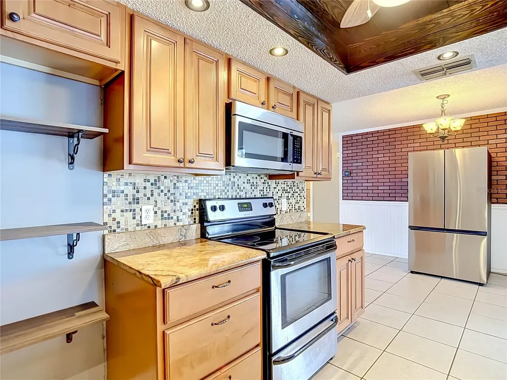 6391 Curtiss Lane Spring Hill FL 34608