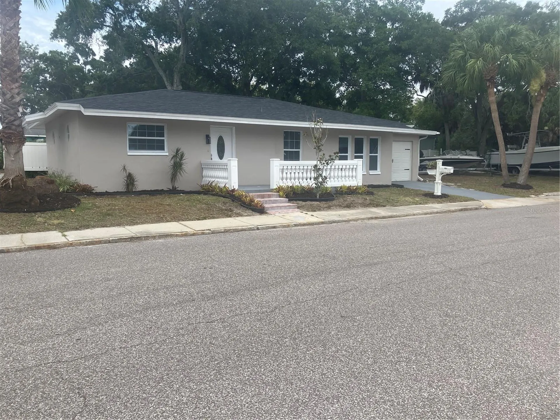 601 Banana Street Tarpon Springs FL 34689