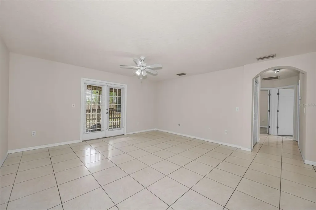 1516 E Eskimo Avenue Tampa FL 33604