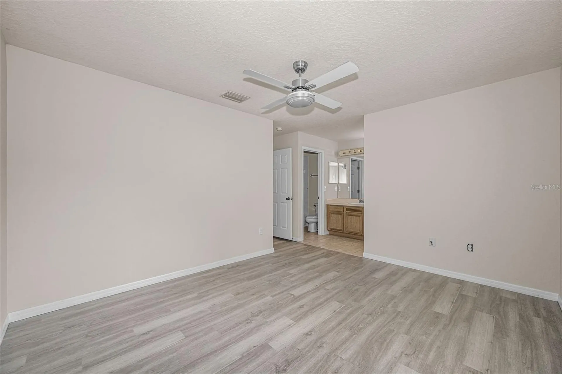 1516 E Eskimo Avenue Tampa FL 33604