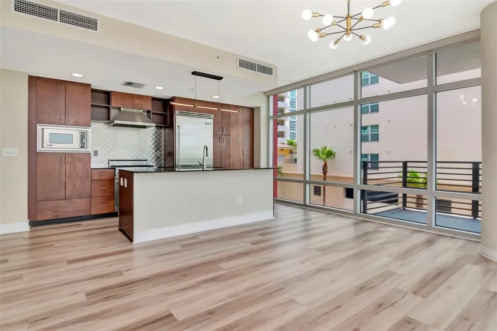 1208 A E Kennedy Boulevard Tampa FL 33602