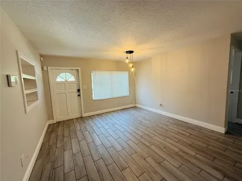 4203 E Yukon Street Tampa FL 33617