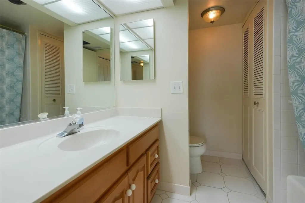 400 Island Way Clearwater Beach FL 33767