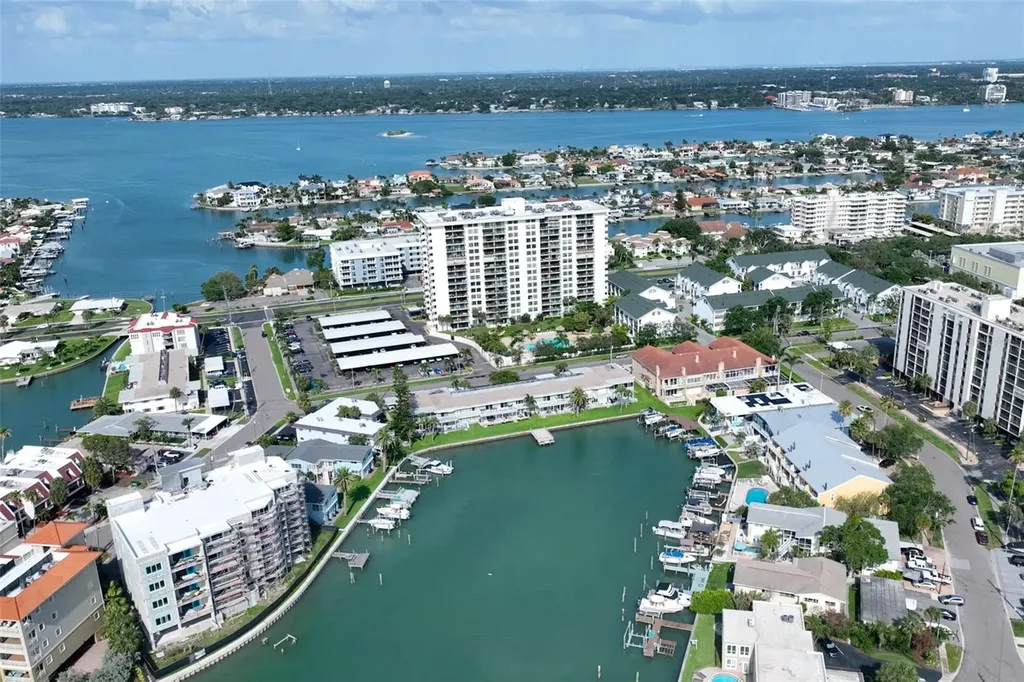 400 Island Way Clearwater Beach FL 33767