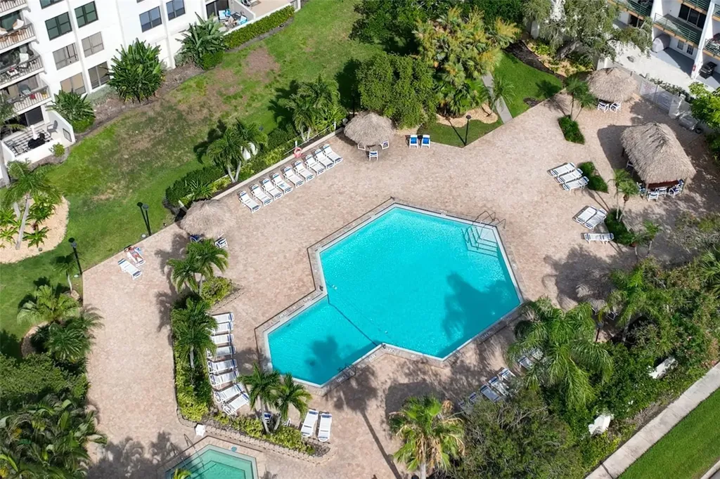 400 Island Way Clearwater Beach FL 33767