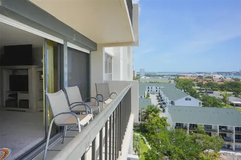 400 Island Way Clearwater Beach FL 33767