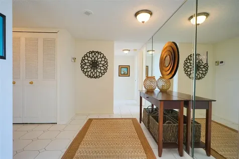 400 Island Way Clearwater Beach FL 33767