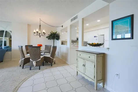 400 Island Way Clearwater Beach FL 33767