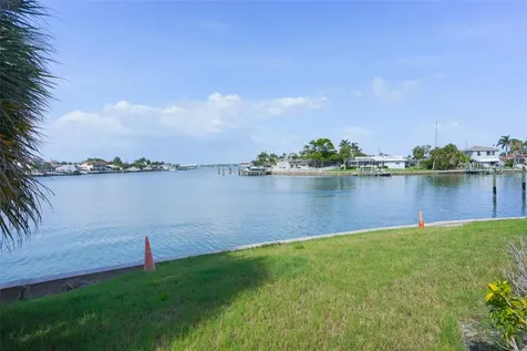 400 Island Way Clearwater Beach FL 33767