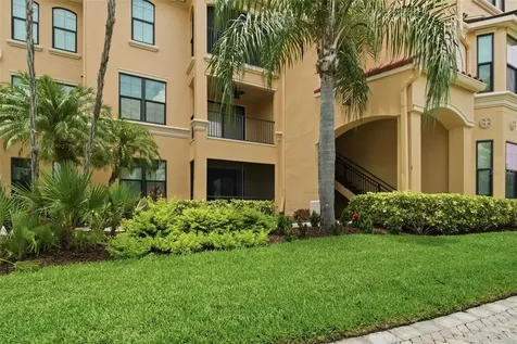2739 Via Capri Clearwater FL 33764