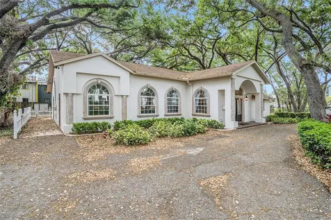 329 Pauls Drive Brandon FL 33511