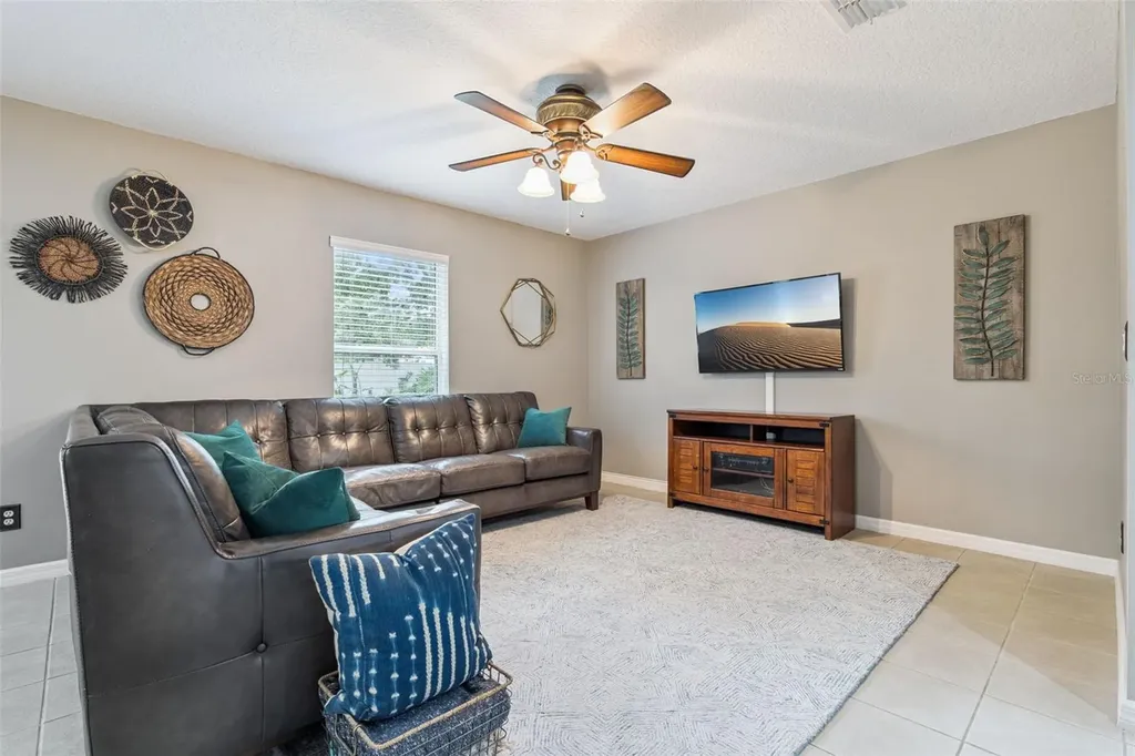 657 Preakness Circle Deland FL 32724