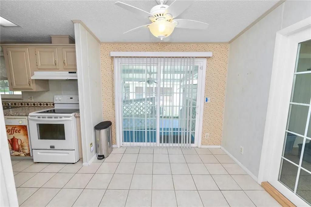 3562 Lazy Lake Drive N Lakeland FL 33801
