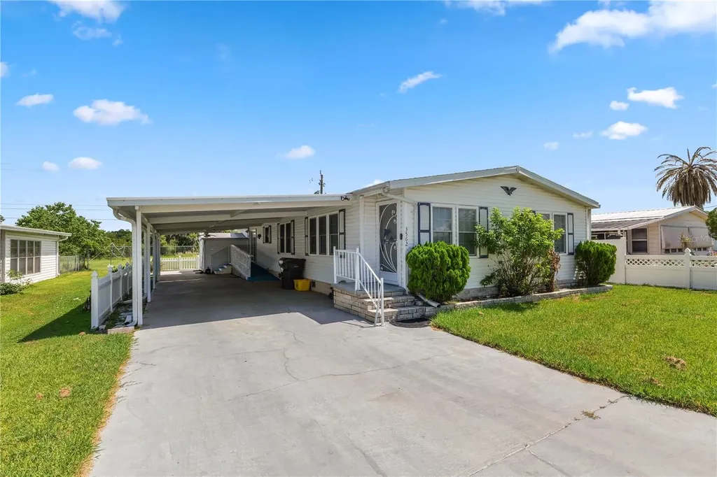 3562 Lazy Lake Drive N Lakeland FL 33801