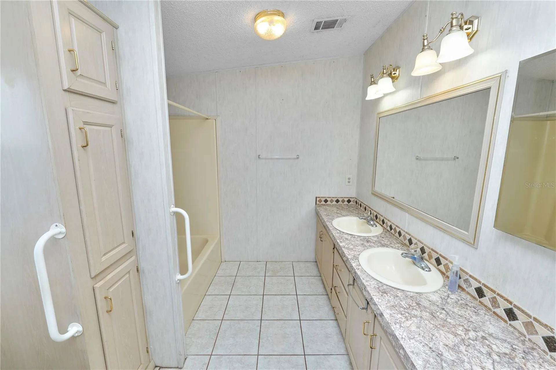 3562 Lazy Lake Drive N Lakeland FL 33801