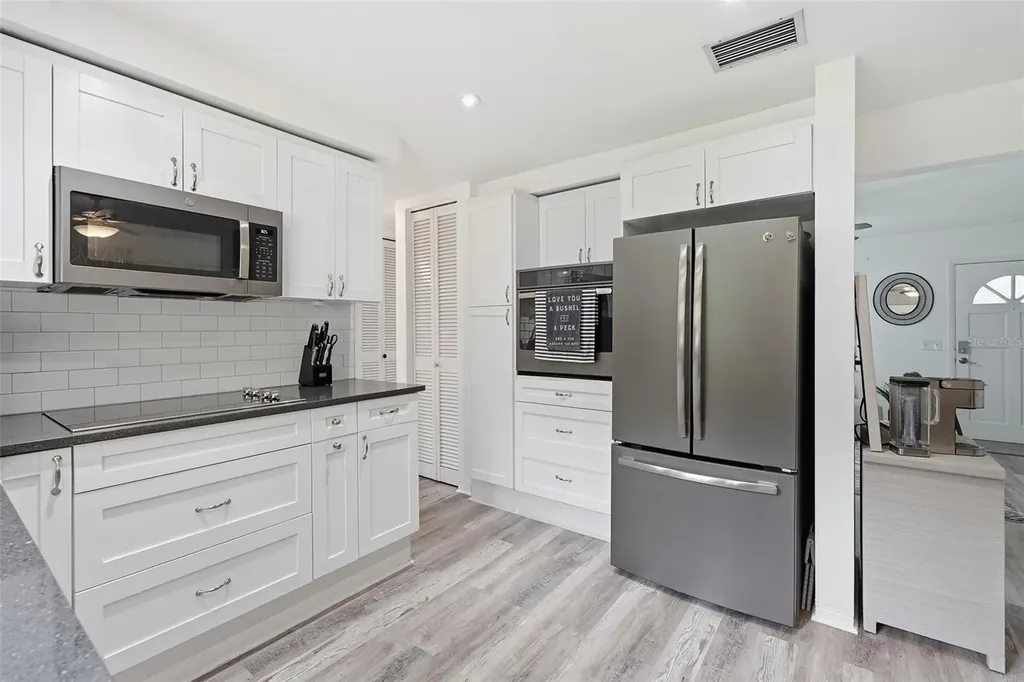 2321 Black Oak Lane Clearwater FL 33763