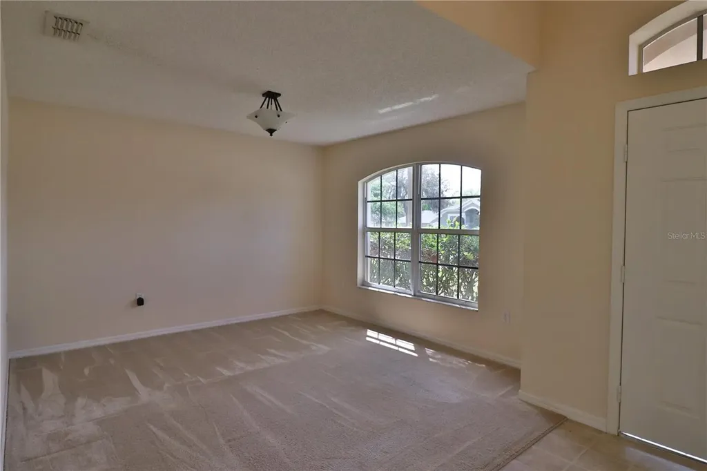 1386 Fallwood Drive Deltona FL 32725