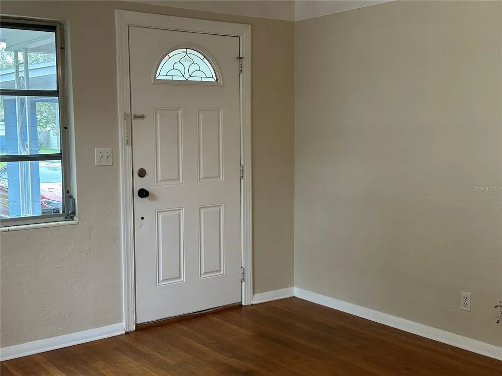4526 6th Avenue N St Petersburg FL 33713