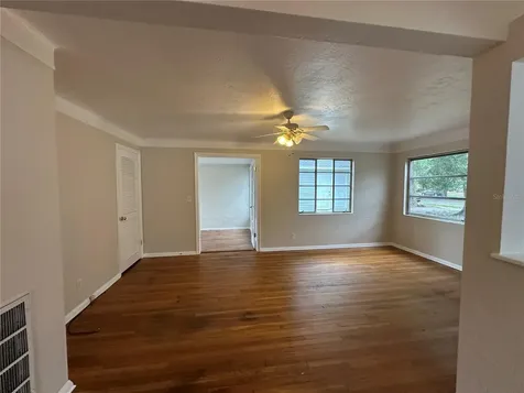 4526 6th Avenue N St Petersburg FL 33713