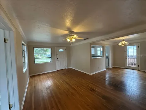 4526 6th Avenue N St Petersburg FL 33713